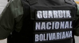 Sorprenden a banda que sembraba marihuana