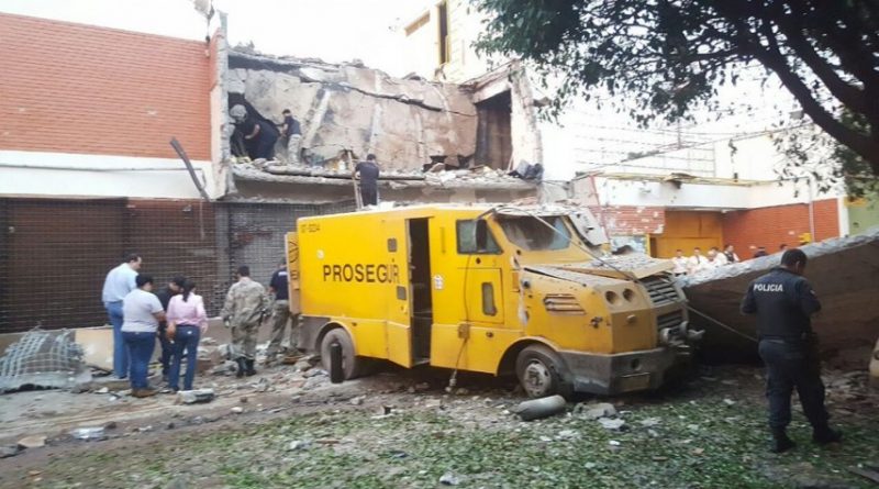 50 hombres roban principal centro del comercio en Paraguay
