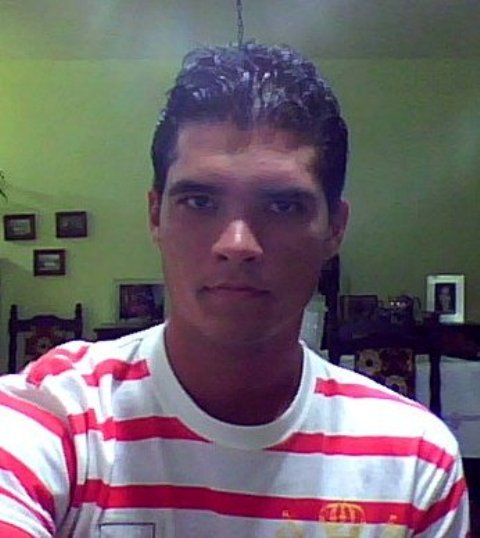 De varias puñaladas matan a joven vallepascuense