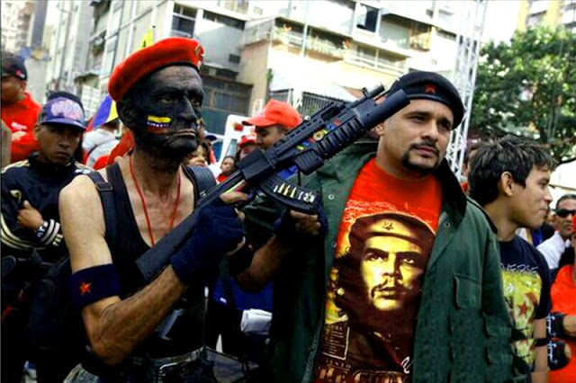 Los colectivos, grupos parapoliciales del chavismo. generan el caos en las concentraciones opositoras