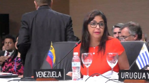 Delcy Rodríguez resaltó que ya el gobierno había advertido sobre la posibilidad de desligarse de la OEA
