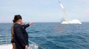 Trump le mandó submarino nuclear a Corea
