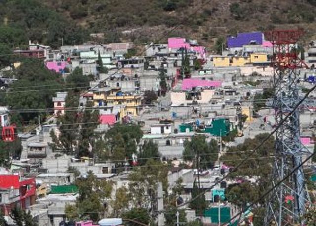 En emboscada fueron asesinados cinco policías en Ecatepec