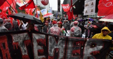 Brasileños piden la renuncia de Michel Temer