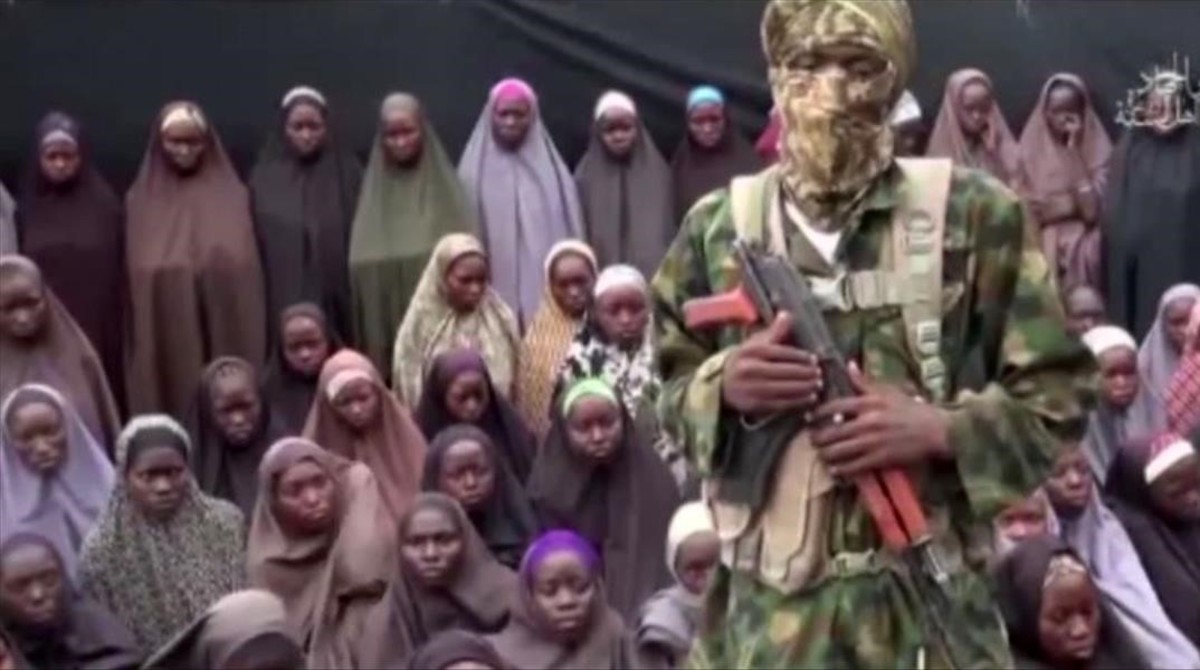los rebeldes ingresaron a un centro de educación secundaria de Chibok; localidad del noreste del país, y secuestraron a 276 adolescentes, de entre 12 y 17 años,