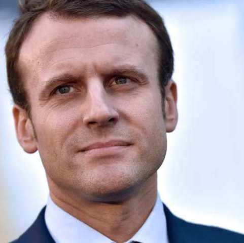 Macron espera confiado y seguro de si mismo, el día de las elecciones