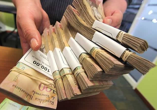 el presidente aprobó que el cestaticket pueda ser depositado en físico