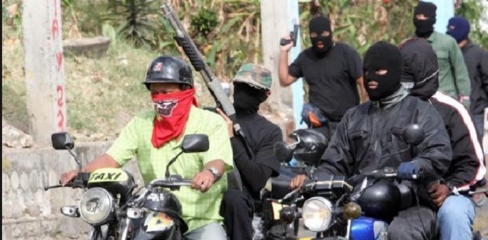 "Ya se retiraron la mayoría de violentas que asediaban la AN