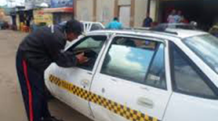 Joven pierde la vida al intentar robarse un carro