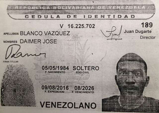 los uniformados decidieron tratar de negociar con los antisociales para que se entregaran;