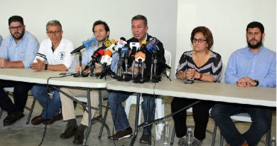 Gobierno de Nicolás Maduro hostiga a los alcaldes opositores