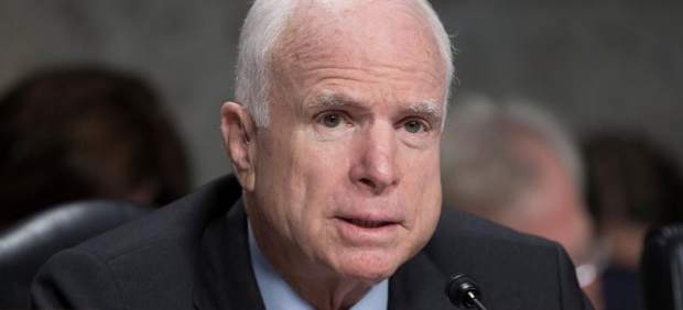 Jhon Maccain no es el primer político al que le diagnostican cáncer cerebral