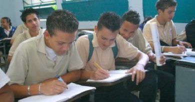 Las asignaturas física, química y matemática regresan al sistema educativo venezolano, por separado