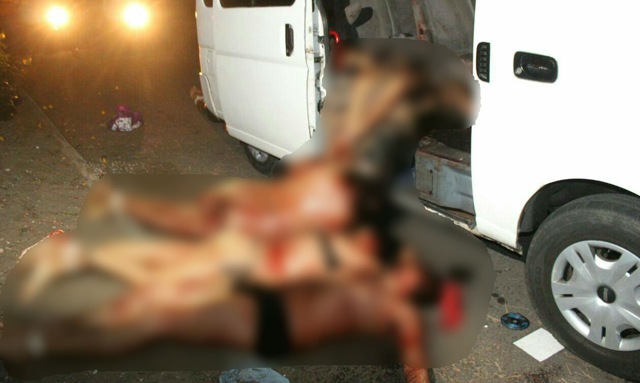 Cuatro mujeres y siete hombres fueron acribillados por hombres encapuchados