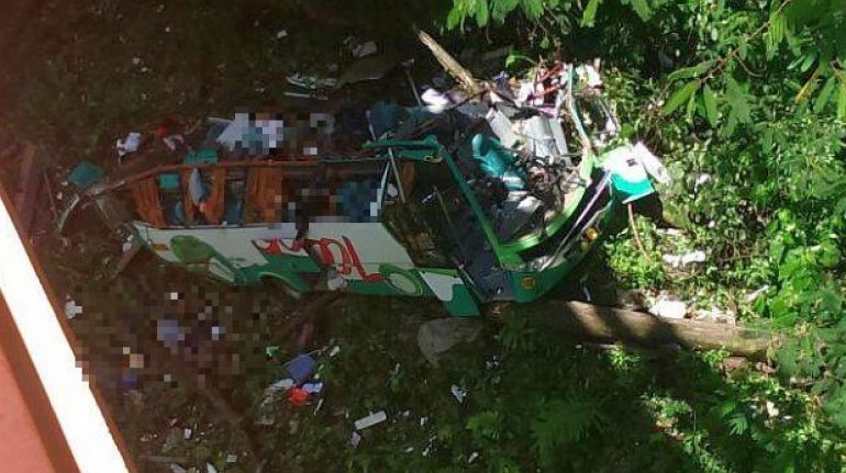 Vuelco de autobús, un duro golpe para el turismo de Lima