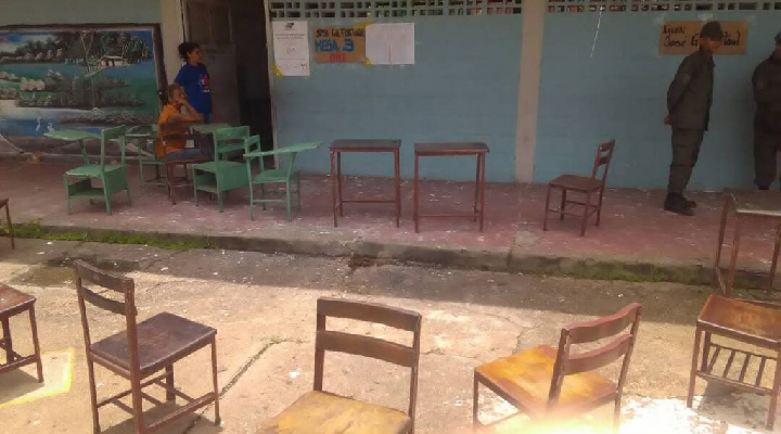 Atacados con granadas, dos centros de votación en Valle de La Pascua