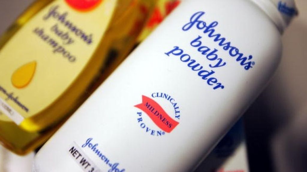Johnson & Johnson obligada a pagar 417 millones de dólares por demanda de una mujer que asegura tener cáncer al uso del talco