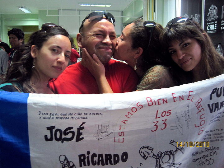 Recluido en un psiquiátrico José Ojeda, minero que escribió la nota "Estamos bien los 33"