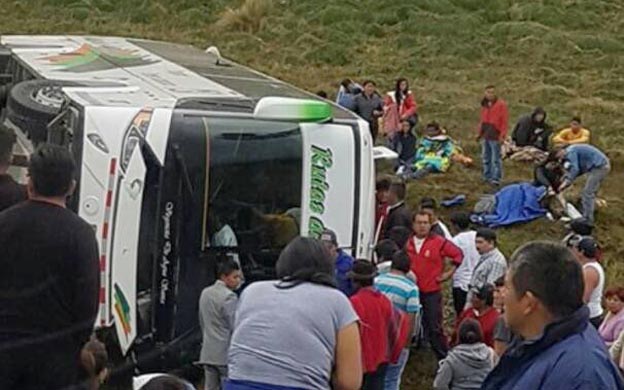 27 venezolanos heridos en Ecuador, tras accidente del bus "Rutas de América"