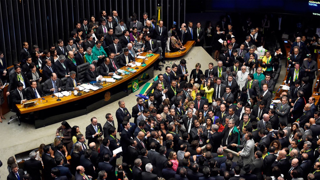 Con más de 160 votos a favor, Michel Temer se salvó de ser sometido a juicio político por acusaciones de corrupción