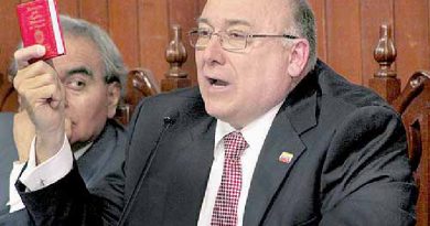 Embajador de Venezuela en Perú, fue expulsado por el gobierno peruano