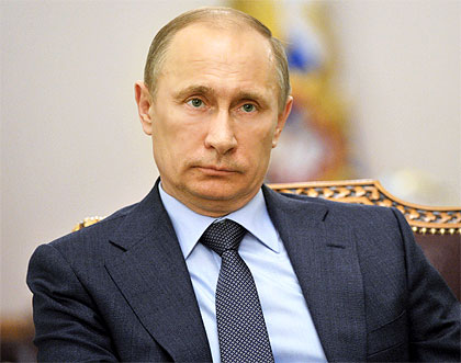 Rusia exhortó a Los Estados Unidos a reducir su personal diplomático de mil empleados a 755 personas o dos tercios menos