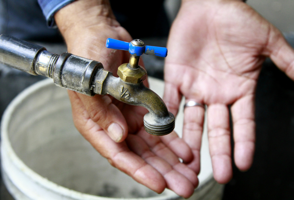 Valle de La Pascua sin agua desde hace varias semanas