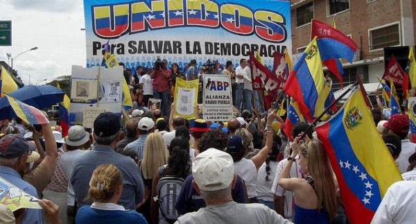 Comunidad venezolana en Miami, se reunirá con Mike Pence, vicepresidente de EE.UU