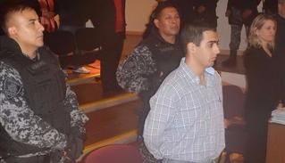 La policía describe a Pino como un nómada, ya que recorría Buenos Aires, Salta, Rosario, Córdoba y Santiago del Estero.