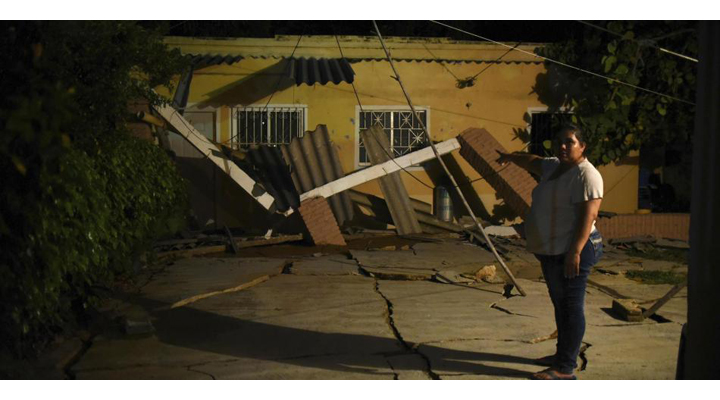 61 personas muertas y más de 200 heridos dejo el terremoto de 8,2 grados en México