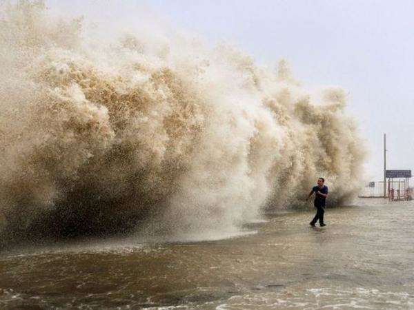 En China, la población que se vería seriamente afectada por el tifón Talim residen en zonas  propensas a las inundaciones y los deslizamientos de tierra