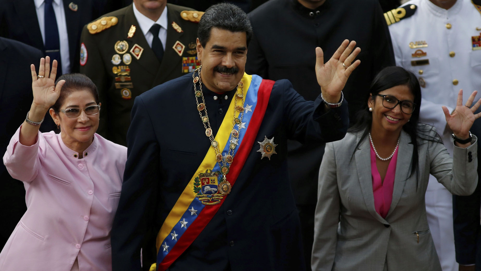 el Presidente Maduro nombró como "protectores políticos" a los candidatos oficialistas que perdieron en las pasadas elecciones regionales