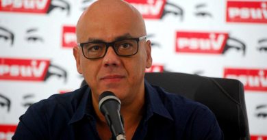 Lanzan de un edificio a mujer cercana al alcalde de Caracas, Jorge Rodríguez