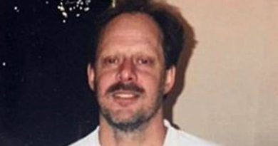  Paddock fue un contador  que había trabajado como auditor interno en Lockheed Martin y había administrado edificios de departamentos en Mesquite, Texas y California.