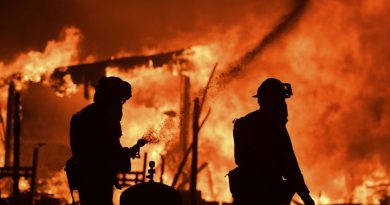 Voraz incendio continua devastando a California