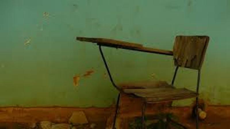 Las universidades tramitan a diario notas certificadas a estudiantes, con estudios culminados o no, que aspiran a abandonar las aulas para insertar al campo laborar