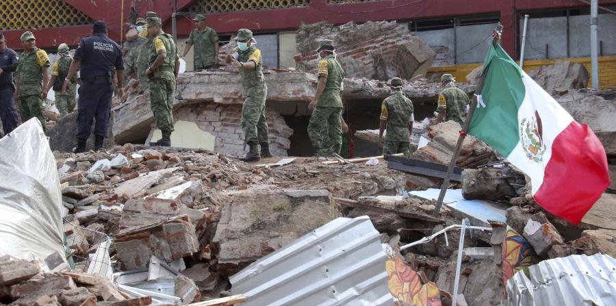 Dentro de las victimas fatales que dejo el terremoto, causa la atención el caso del colegio Enrique Rébsamen, en donde 37 personas quedaron atrapadas