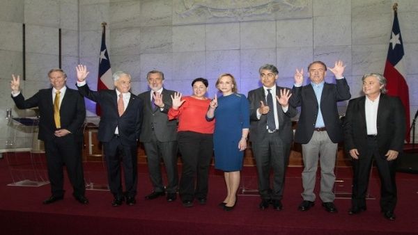 Temas dominantes del último debate de las elecciones presidenciales en Chile, salud, educación y economía