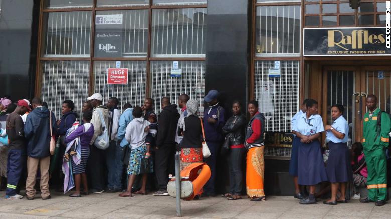 Existe un aparente golpe de estado en Zimbabwe