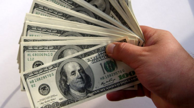 la permanencia del dólar en el mundo global actual, depende en gran medida de las acertadas decisiones que tome e impulse el Presidente Donald Trump