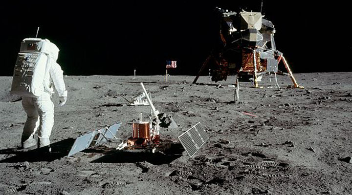 Donald Trump desea instalar una base norteamericana en la Luna para un posible viaje a Marte