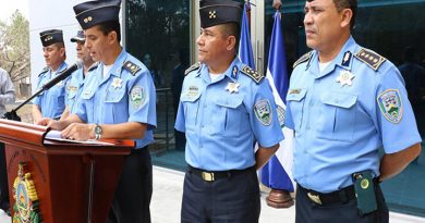 En huelga se declaró la policia de Honduras y se negó a atacar a su propio pueblo