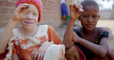 Raptan y matan a niño albino en Mozambique