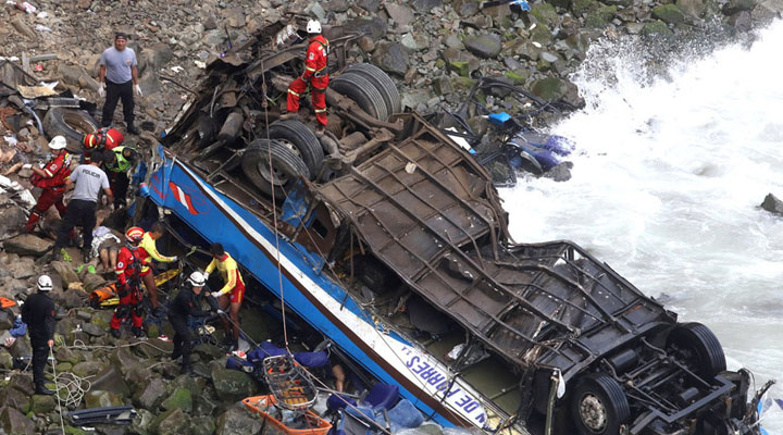 Prohíben la circulación de buses en el Serpentín de Pasamayo