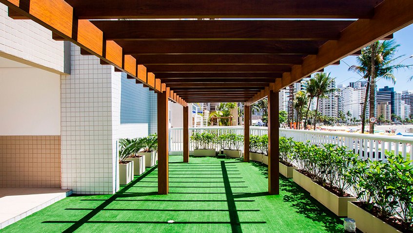 el apartamento en cuestión esta ubicado en edificio Solaris, en Guarujá, se trata de un tríplex de 215 metros cuadrados.