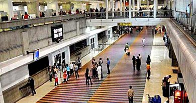 Los pasajeros que llegaban al país tenían comité de bienvenida