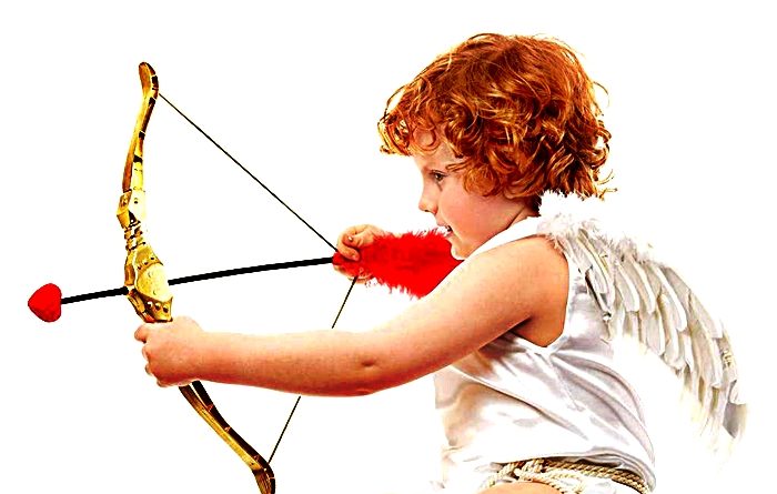 Un ángel con arco y flechas